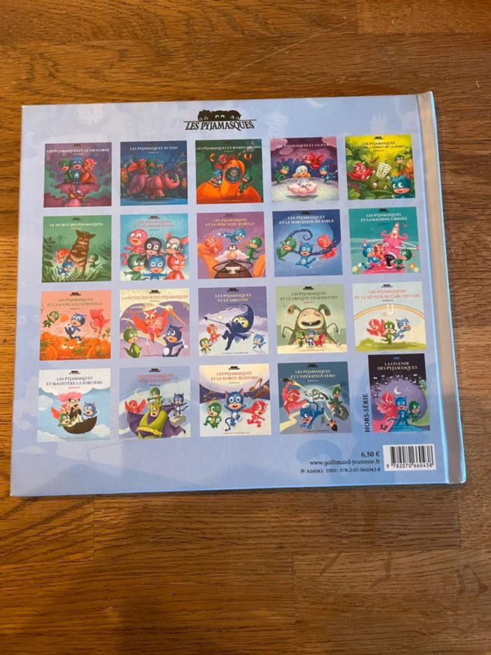 Livre Pyjamasque Numéro 17 Les Pyjamasques et Energuman - photo numéro 2