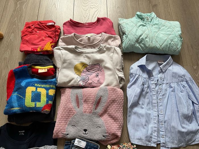 Lot vêtements 5 ans - photo numéro 3