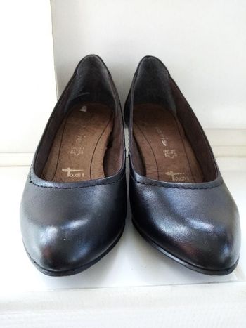 Escarpins noirs en cuir T35