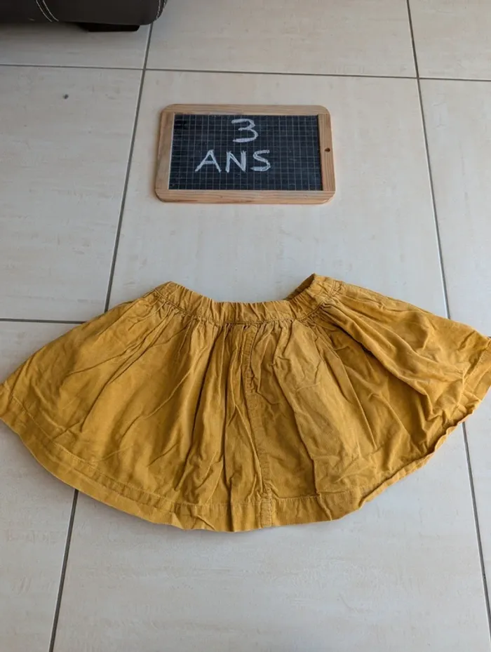 Jupe velours jaune moutarde obaïbi 3 ans - photo numéro 5