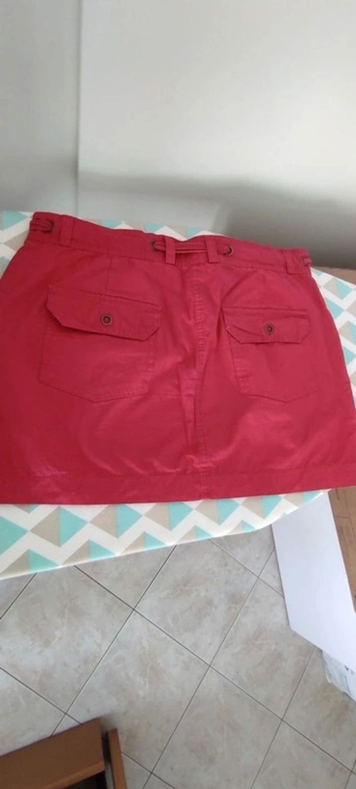 Jupe rouge - photo numéro 4