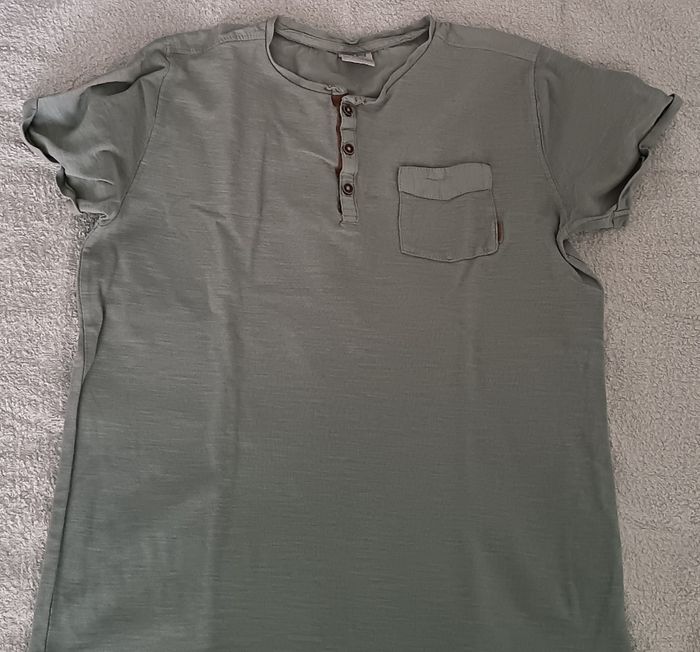 Lot de vêtements 10 ans en bon état - photo numéro 8