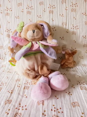 Doudou et compagnie lapin Lila