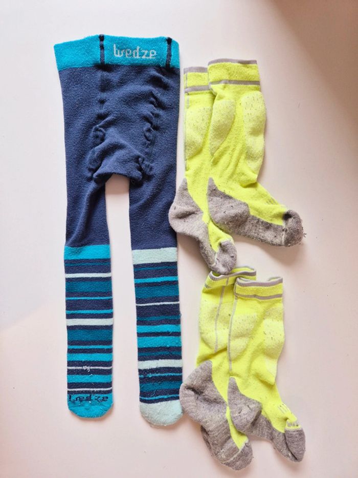 Lot ski bébé 1 collant et 2 pairs de chaussettes taille 23-26 Decathlon Wedze
