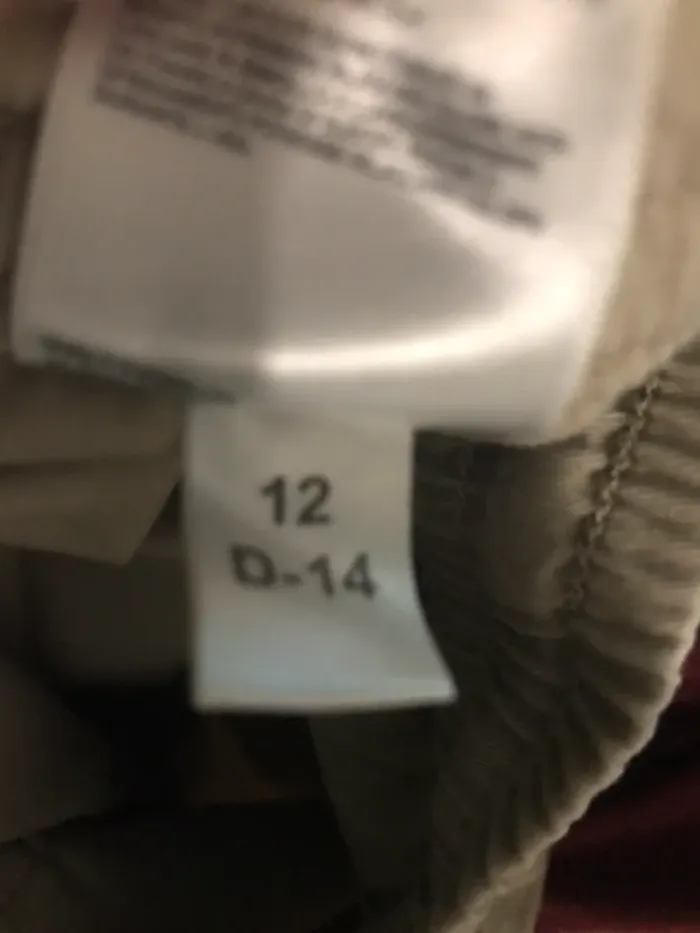 Short bernuda uni olo homme avec poche sur le côté et derrière crème taille L - photo numéro 8