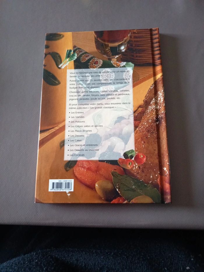 Livre Les grands classiques des volailles - photo numéro 2