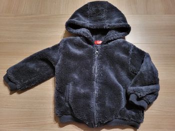Veste zippes chaude taille 12 mois