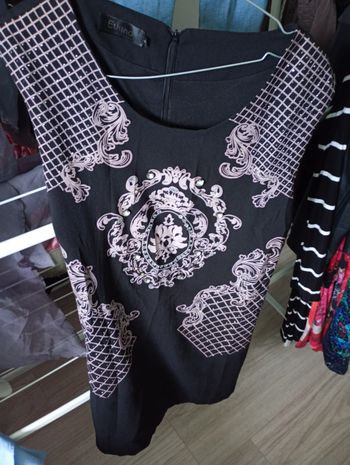Robe noir
