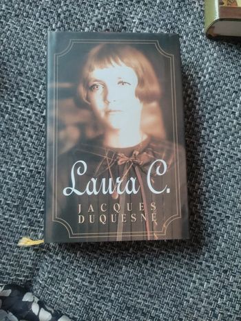 Laura C livre (Jacques Duquesne)