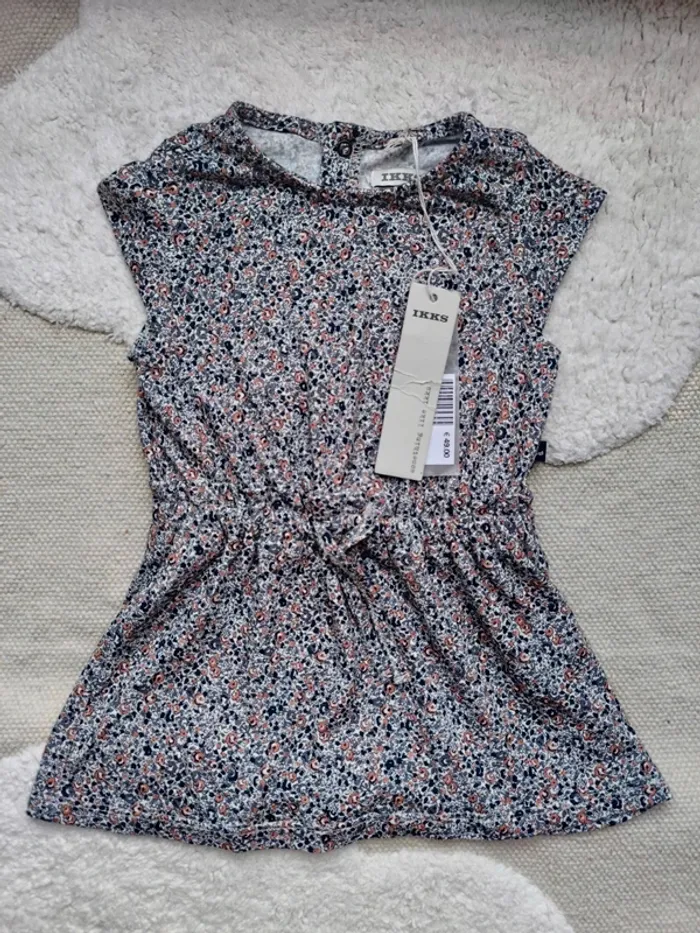 🌸 Robe fleurie IKKS – Taille 12 mois (Neuve) 👶