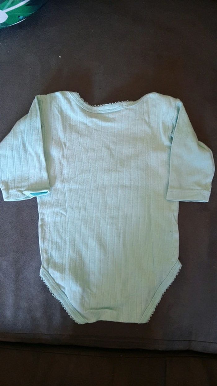 Lot de 5 bodys bébé 6 mois - photo numéro 11