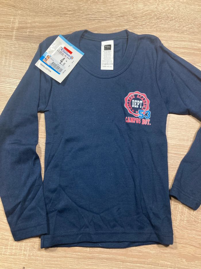 T shirt bleu marine