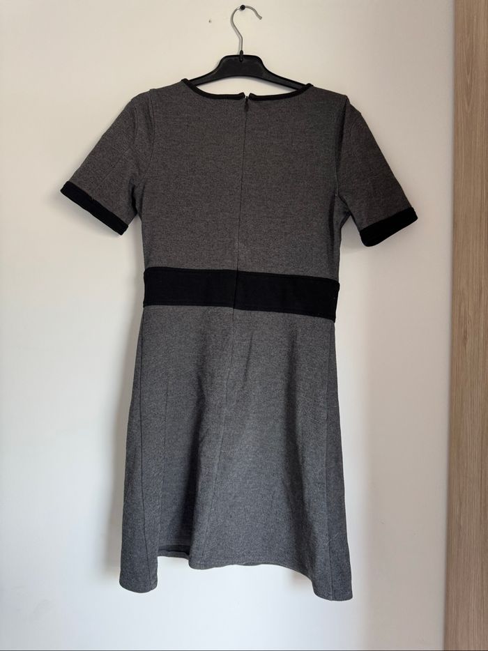 Robe grise - photo numéro 2