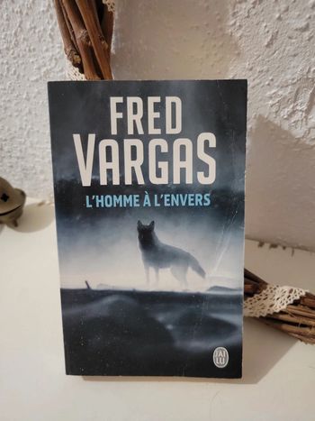 Roman "L'homme à l'envers" Fred Vargas