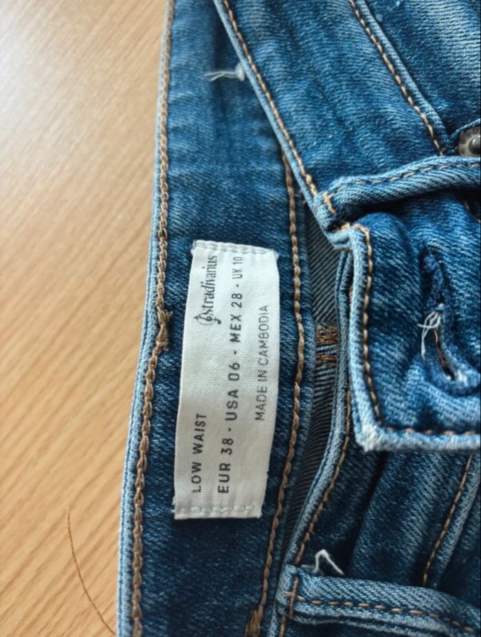Jean skinny – Stradivarius – Taille M / 38 – Très bon état - photo numéro 2