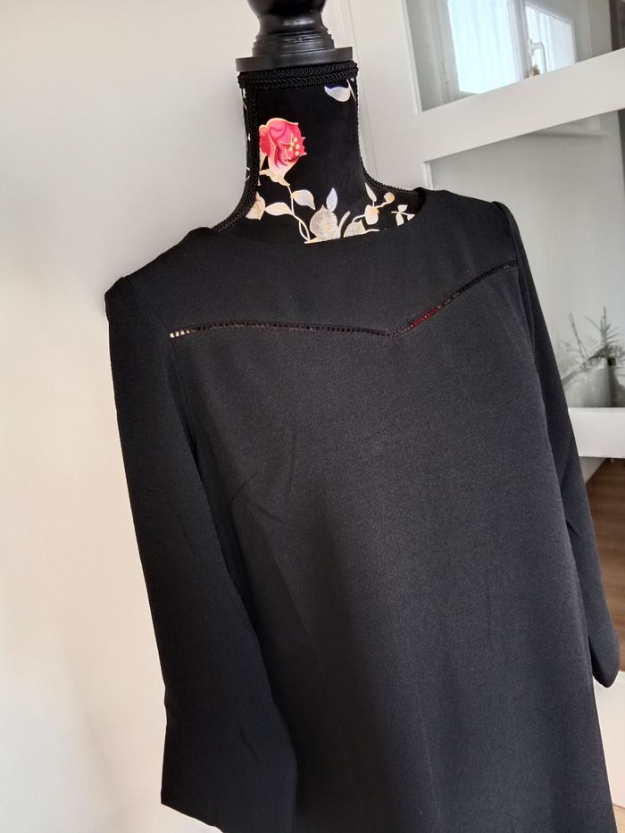 Robe Noire - photo numéro 2