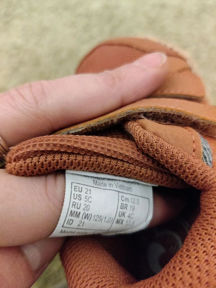 Chaussure taille 21 - photo numéro 4