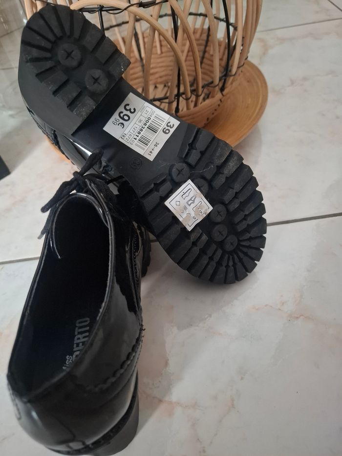 Chaussures vernis - photo numéro 2