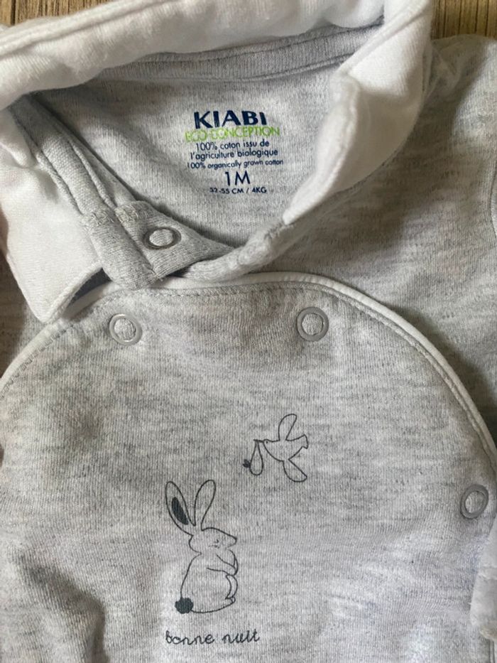Lot 6 pyjama velours 1 mois - photo numéro 2