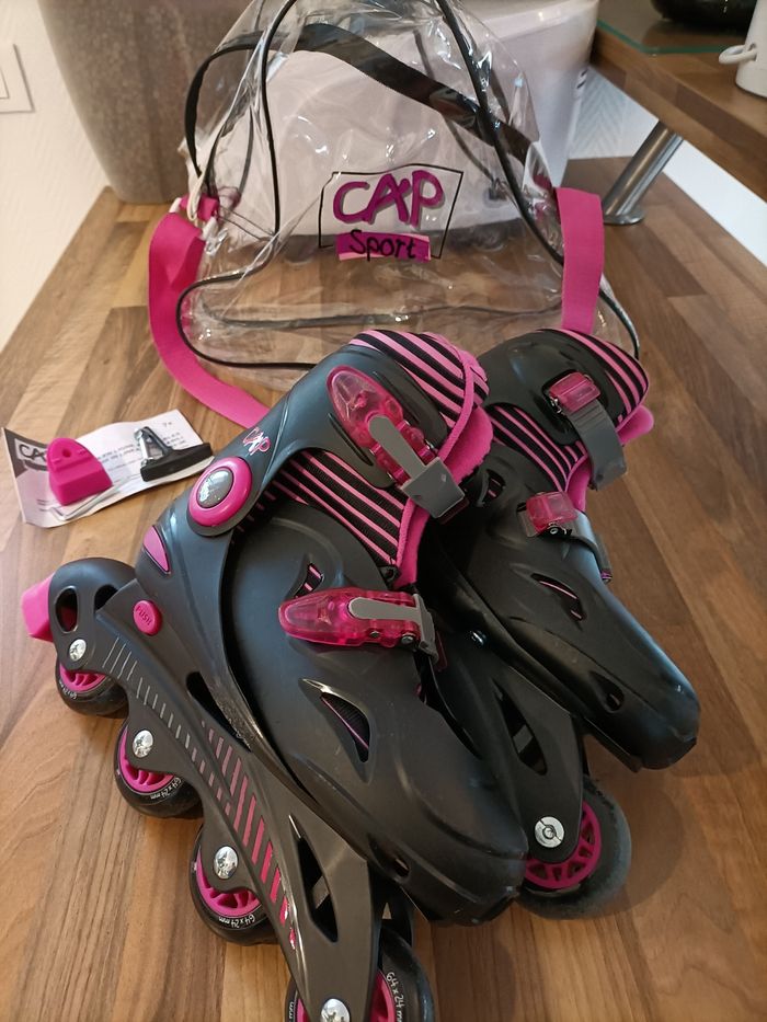 Roller noir et rose 33 à 36 cap loisirs + sacoche de rangement - photo numéro 5