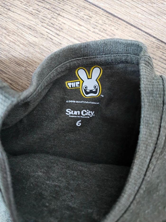 T.shirt manches longues kaki Lapins crétins 6 ans - photo numéro 7