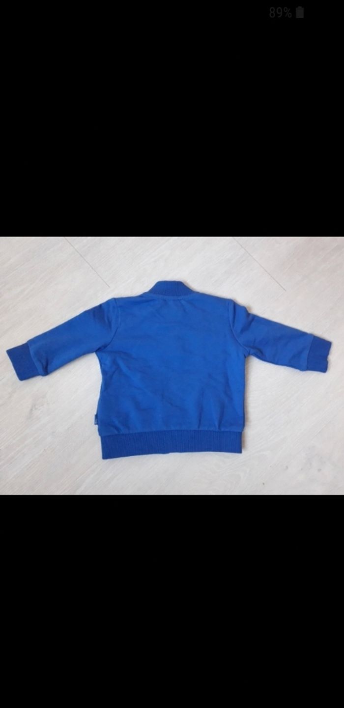 Gilet chicco 6mois - photo numéro 2