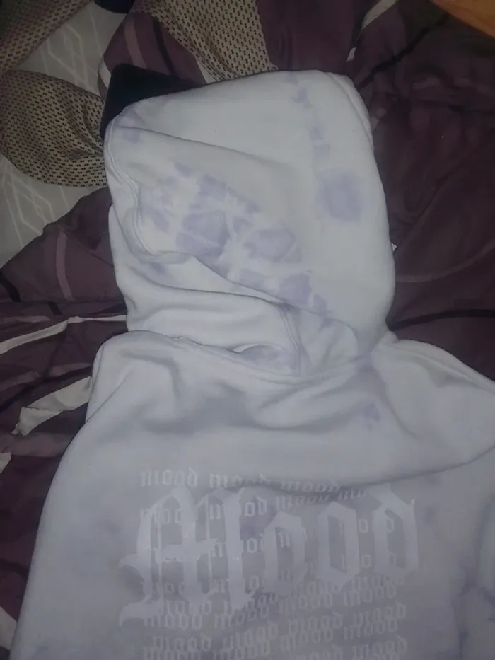 Pull avec capuche - photo numéro 8