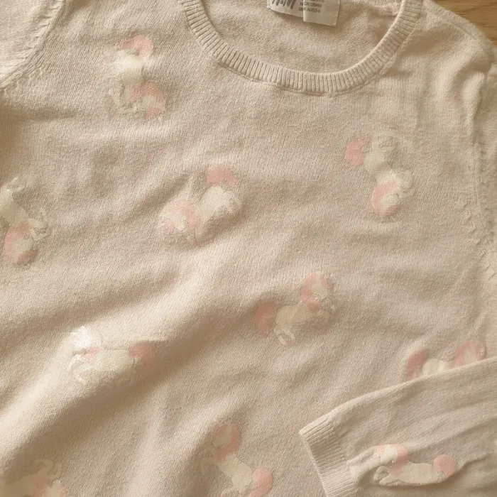 🩷 Pull 5/6 ans H&M #emyfleury_6ansfille - photo numéro 2