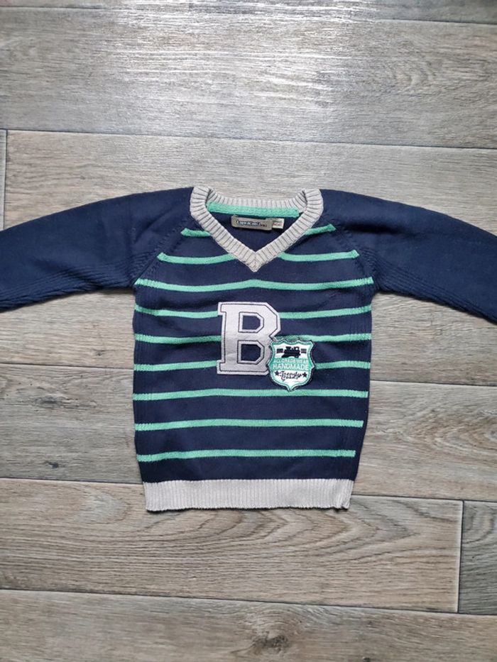 Pull fin taille 12 mois bon état TAO