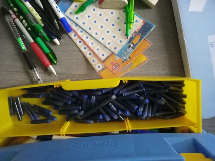Lot fournitures scolaires - photo numéro 3