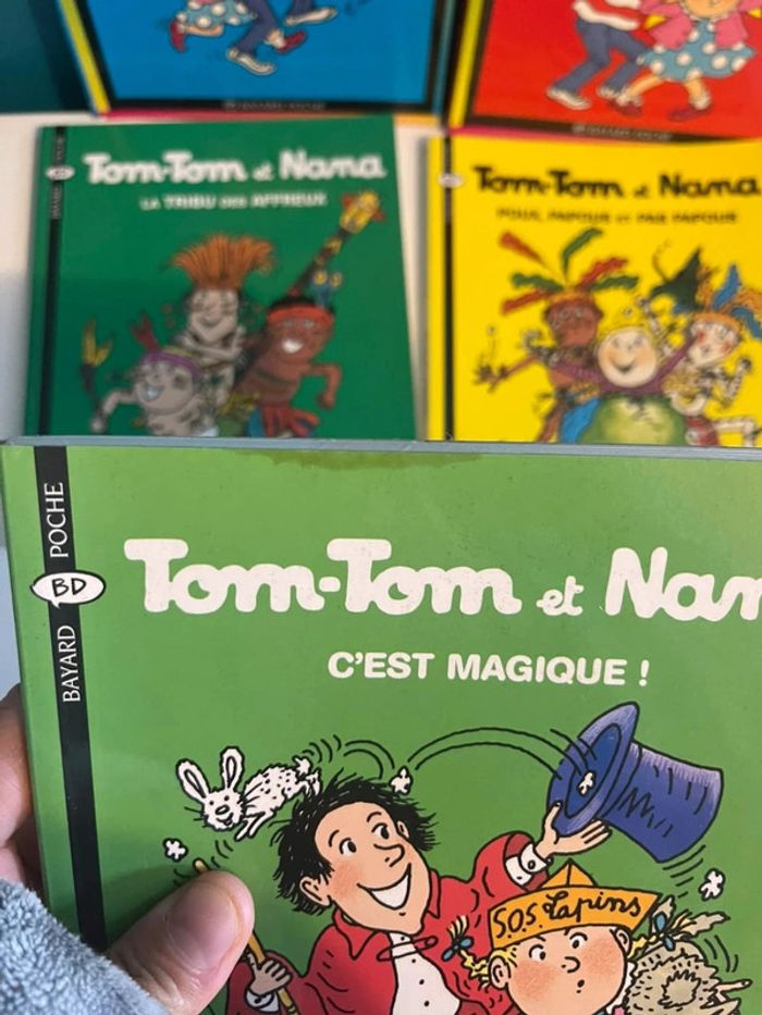 6 livres bande dessinée Tom Tom et nana - photo numéro 3