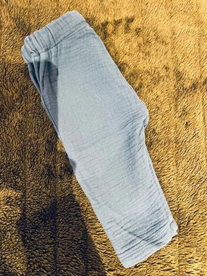 Pantalon 6 mois - photo numéro 3