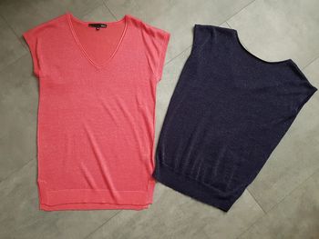 2 pulls  manche courtes fin leger Taille S