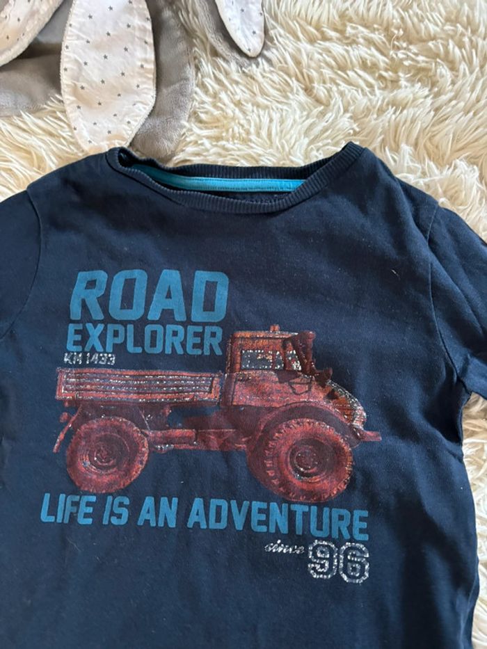 Joli teeshirt manches longues taille 3 ans - photo numéro 2