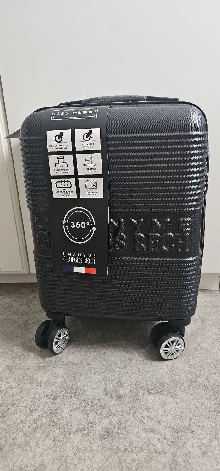 Valise cabine noire rigide neuve 8 roues 360° – Georges Rech - photo numéro 2