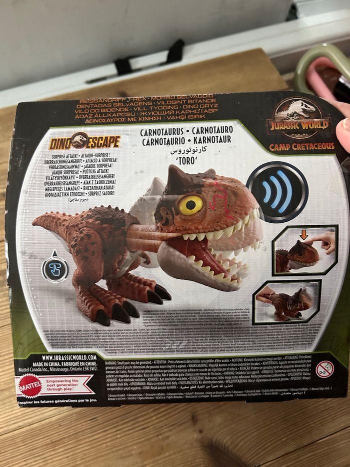 🦖 Jouet Jurassic World Carnosaurus – Mouvements & Bruitages - photo numéro 3