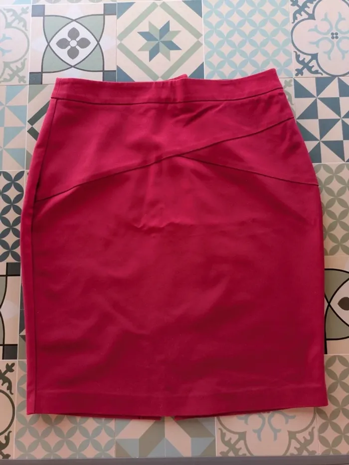 Jupe crayon framboise 38/40