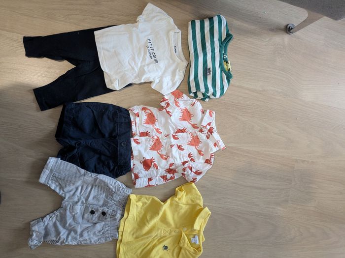 Lot de vêtements bébé 1mois