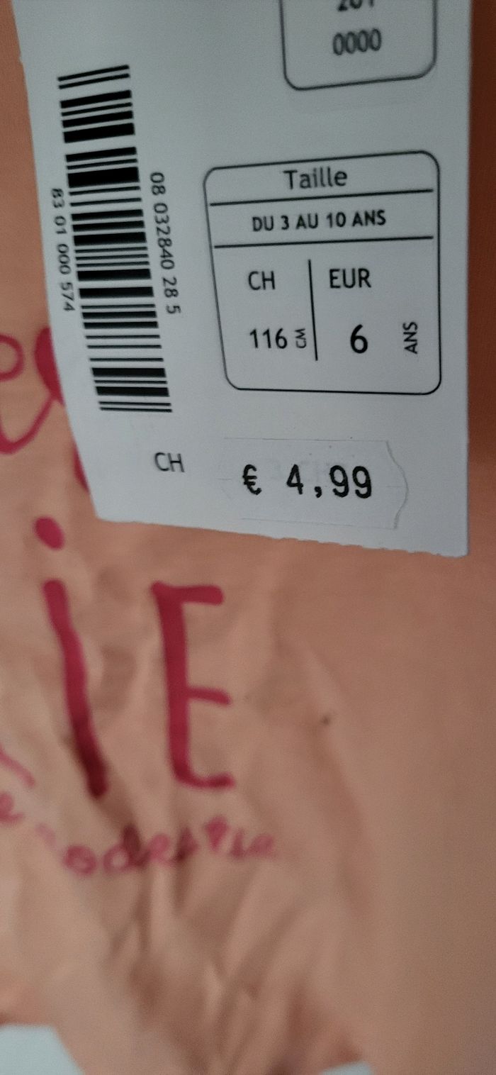 Tee-shirt fillette neuf soldé 50% - photo numéro 2