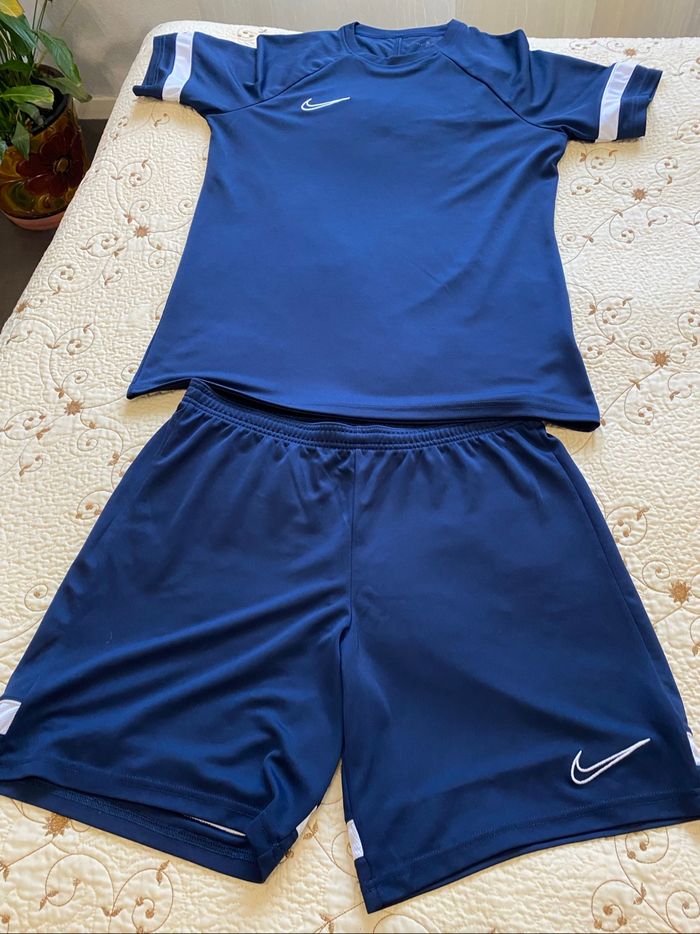 Tenue