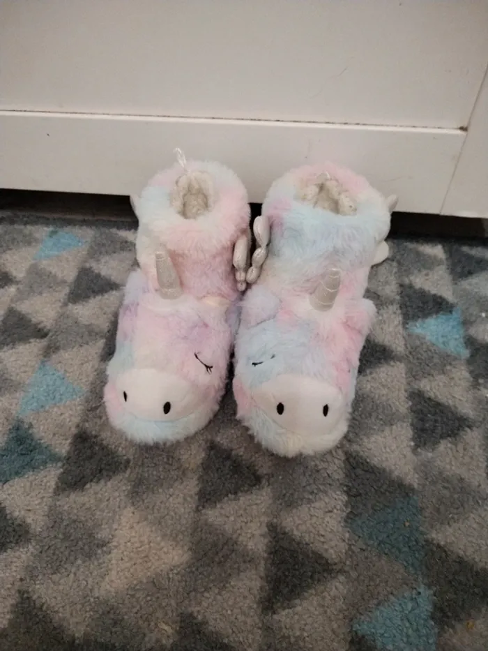 Chaussons licorne lumineux