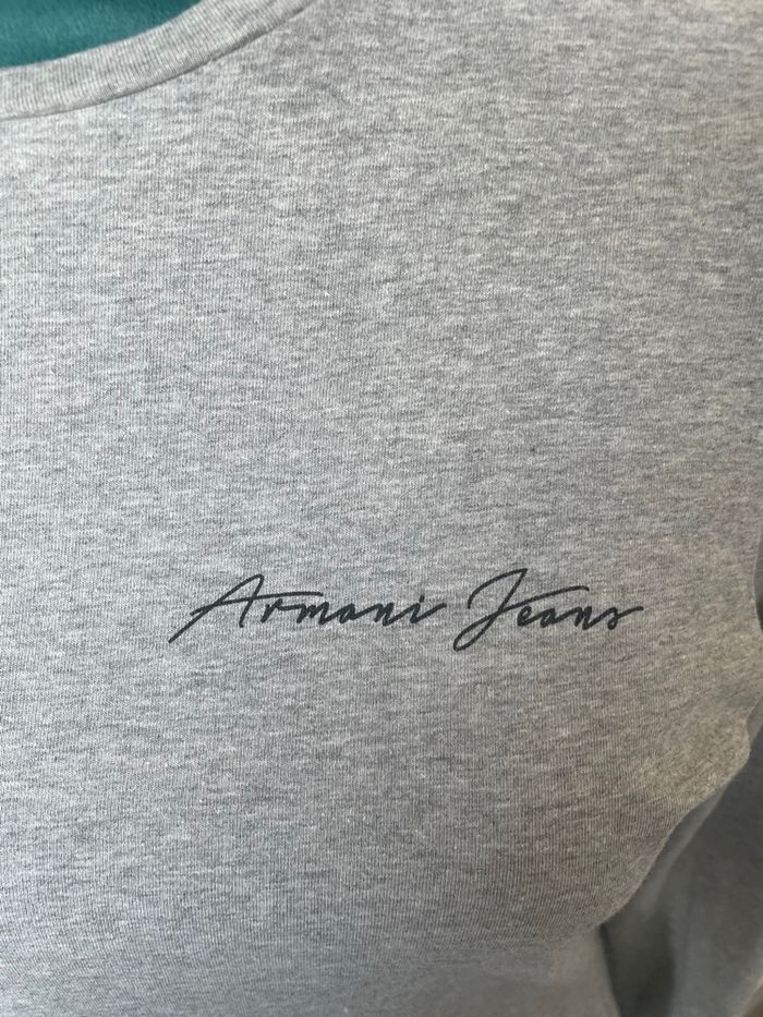 TEE shirt femme manches longues  Armanie - photo numéro 3