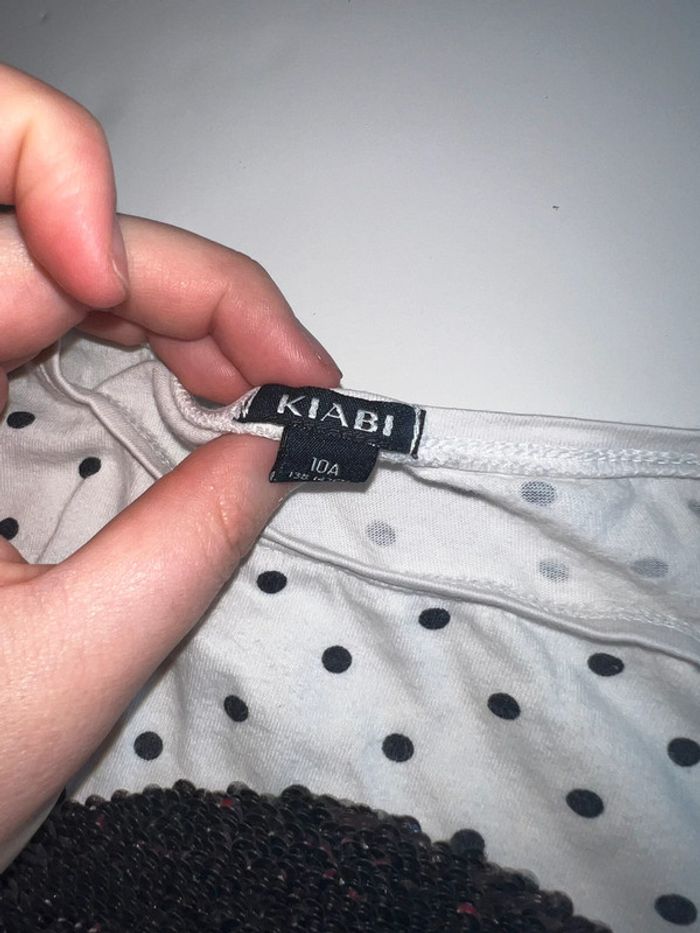 Haut a paillettes - photo numéro 3