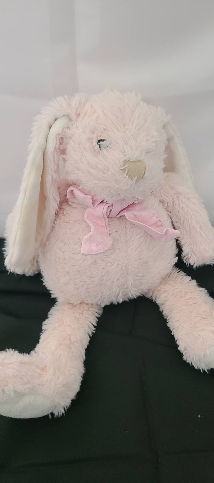 Doudou peluche lapinRose foulard atmosphera