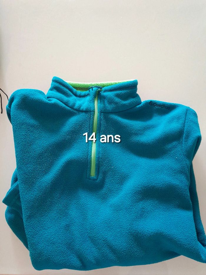 Pull polaire 14a
