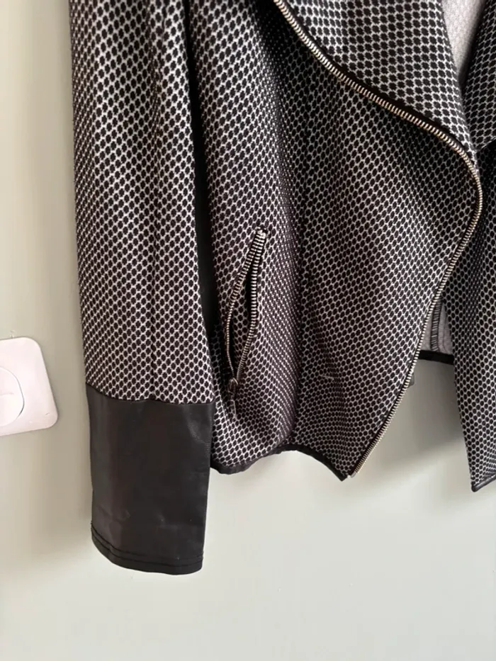 Veste taille 2 - photo numéro 2