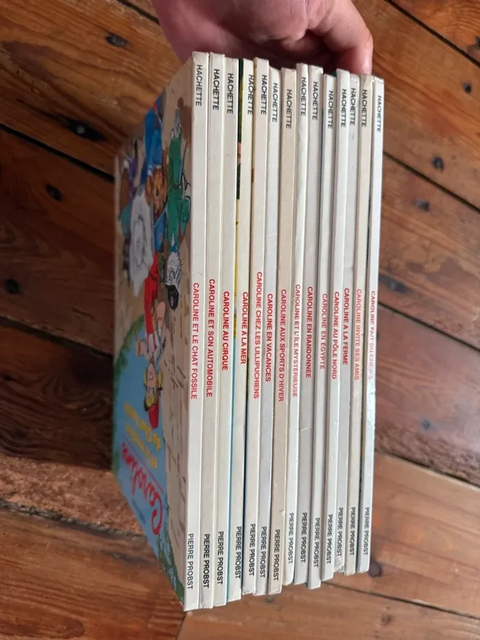 État bon - Blanc vintage - Lot de 14 livres bd albums Caroline Pierre Probst - photo numéro 10