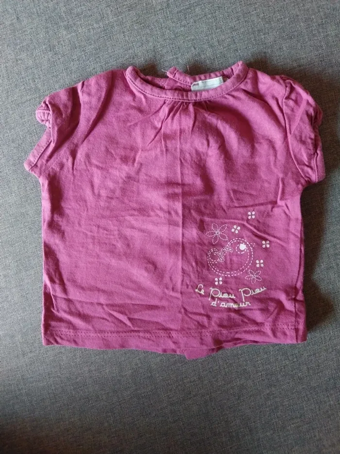 T shirt 1 mois