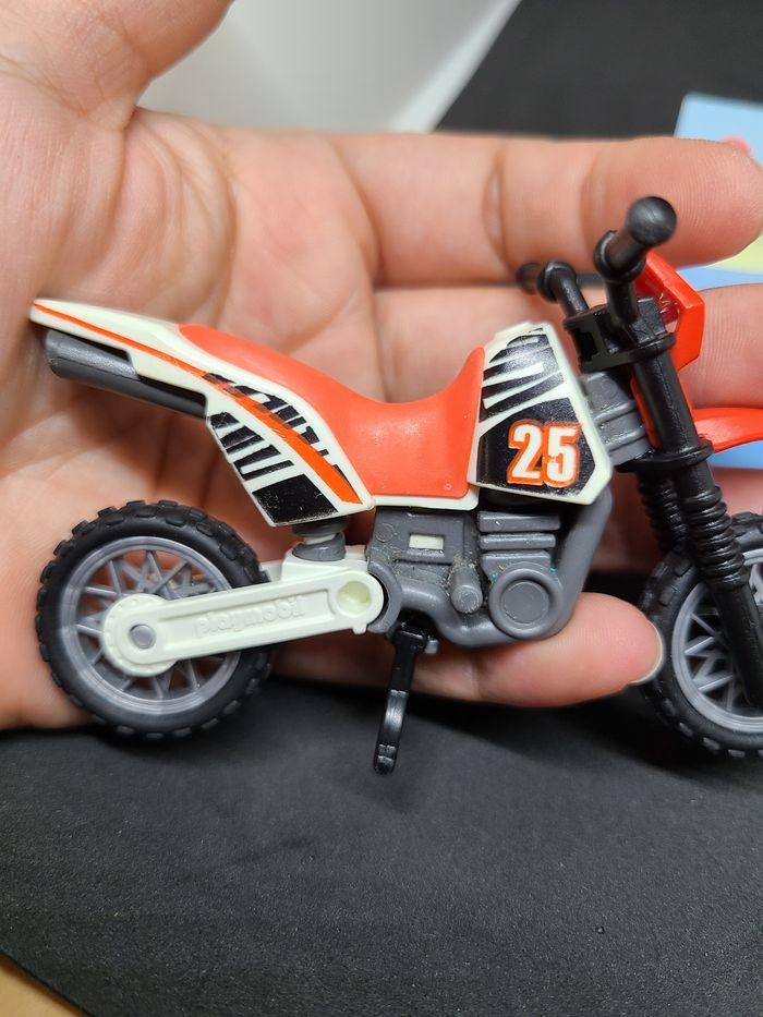 Playmobil 9357 pilote de motocross complet - photo numéro 4
