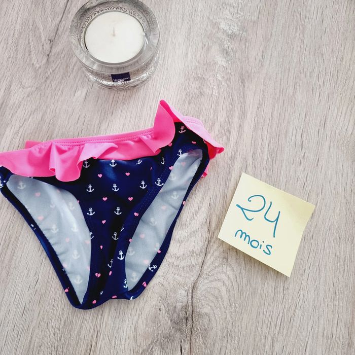 Maillot de bain 2' mois juste un bas
